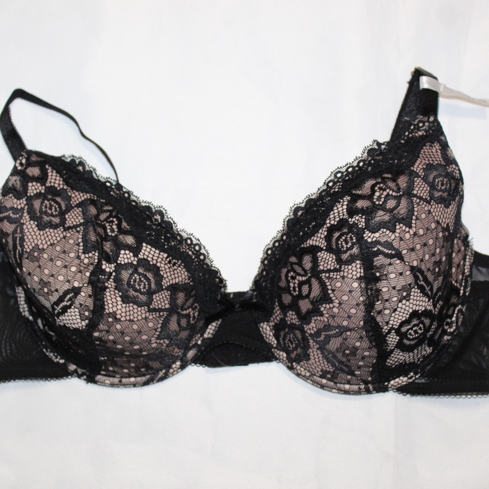 Lace Push-Up Bra. Sz. 38D